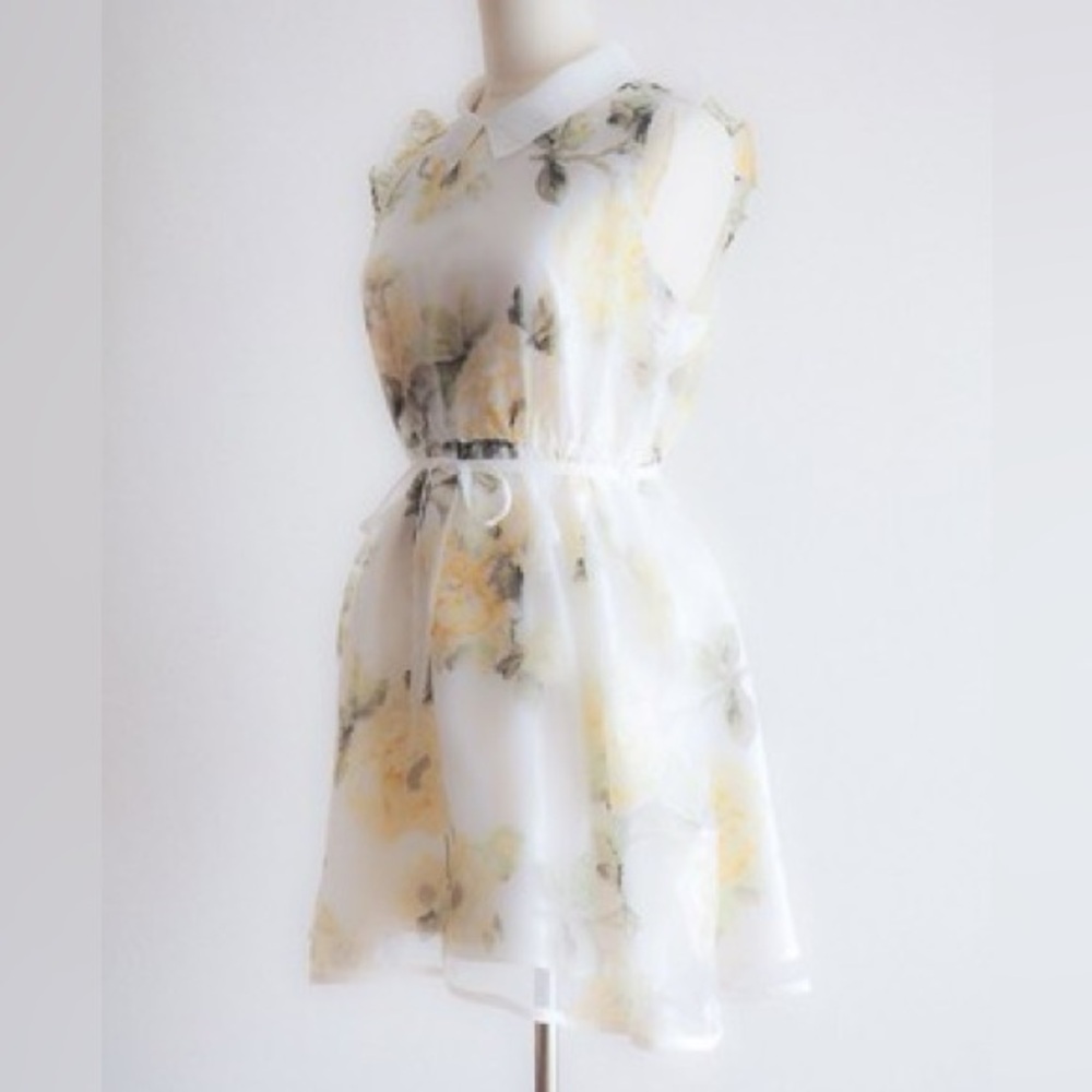 💐GRL💐 Floral Sleeveless Dress in White and Yellow